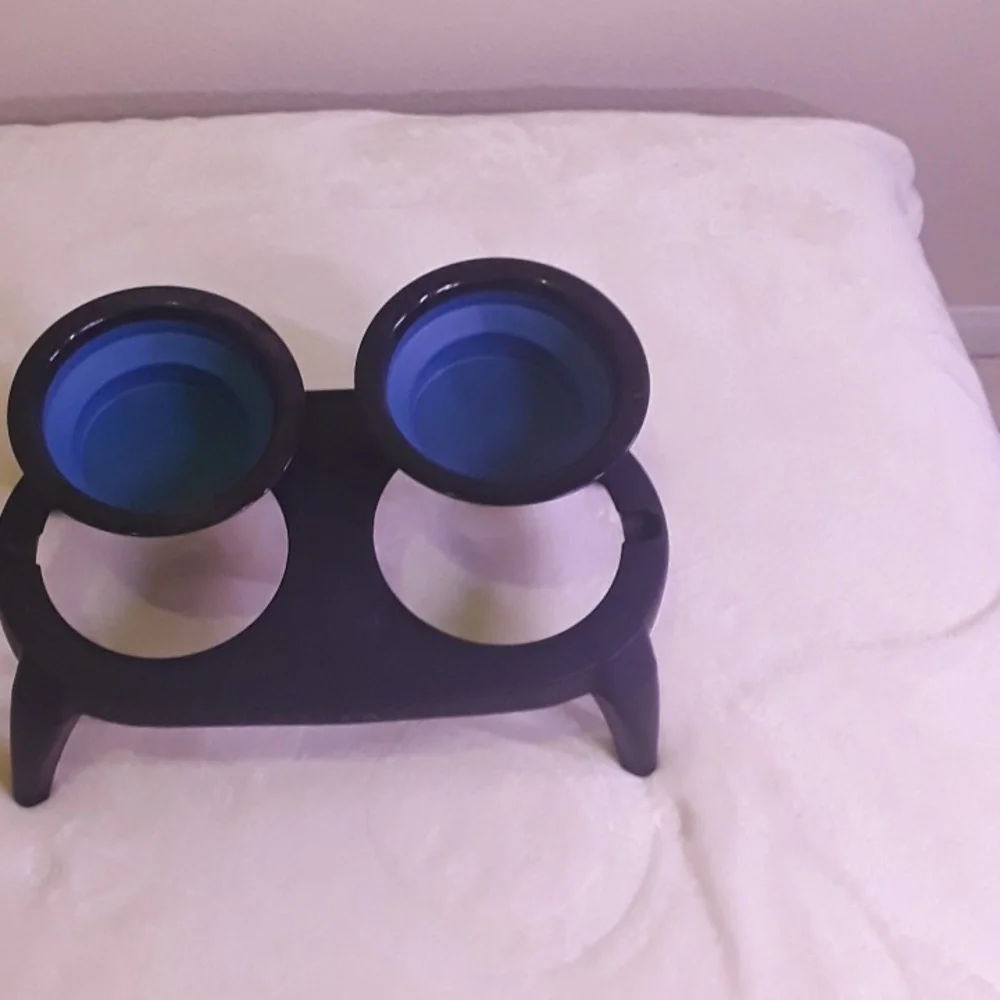 ❤ Set of 2 Elevated Pet feeding bowl🤩
